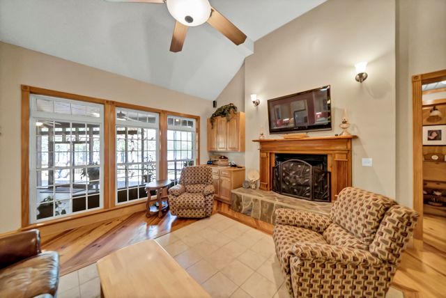 1584 Hutto Island Drive, Batesburg-leesville, SC 29070