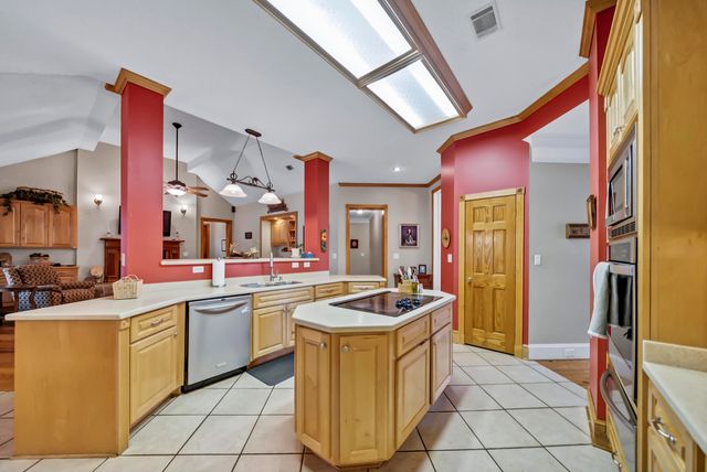 1584 Hutto Island Drive, Batesburg-leesville, SC 29070