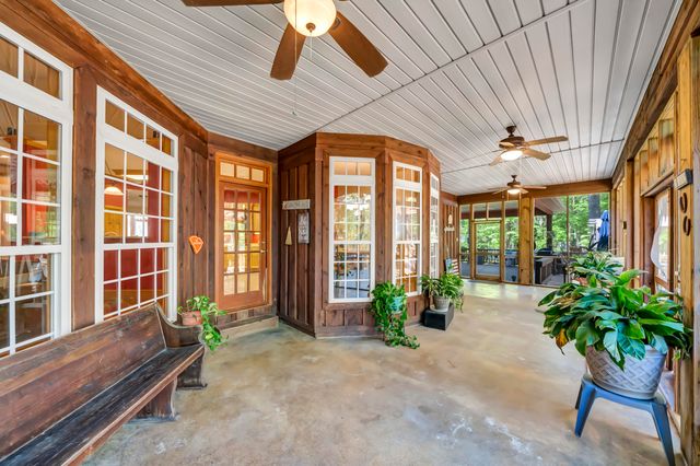 1584 Hutto Island Drive, Batesburg-leesville, SC 29070