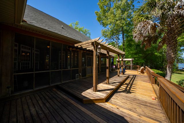 1584 Hutto Island Drive, Batesburg-leesville, SC 29070