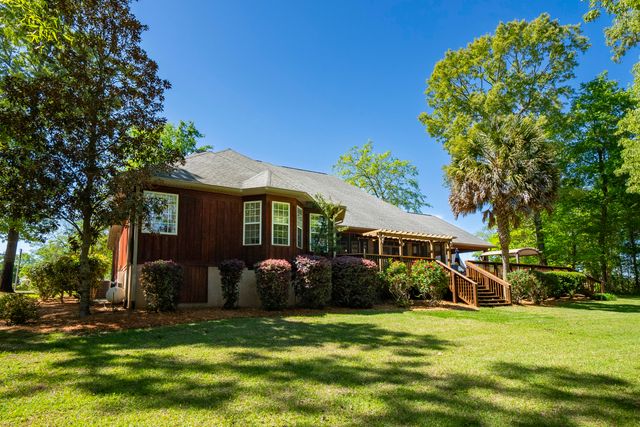 1584 Hutto Island Drive, Batesburg-leesville, SC 29070