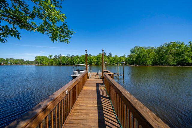 1584 Hutto Island Drive, Batesburg-leesville, SC 29070