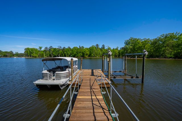 1584 Hutto Island Drive, Batesburg-leesville, SC 29070