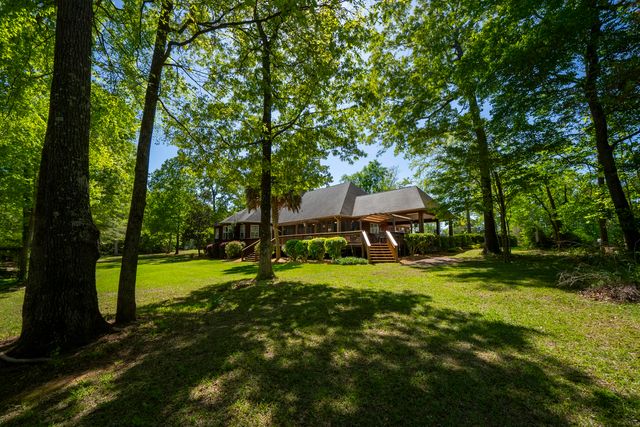 1584 Hutto Island Drive, Batesburg-leesville, SC 29070