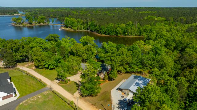 1584 Hutto Island Drive, Batesburg-leesville, SC 29070
