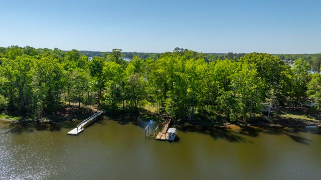 1584 Hutto Island Drive, Batesburg-leesville, SC 29070