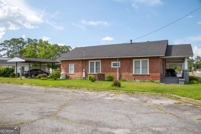 18 S Thomas Street, Baxley, GA 31513
