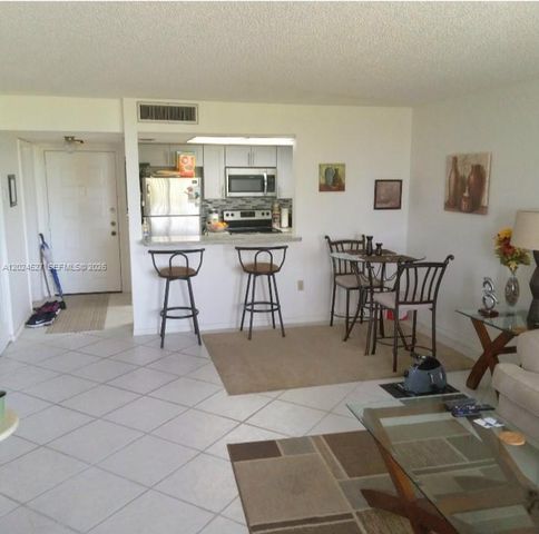 5570 NW 44th Street 507A, Lauderhill, FL 33319