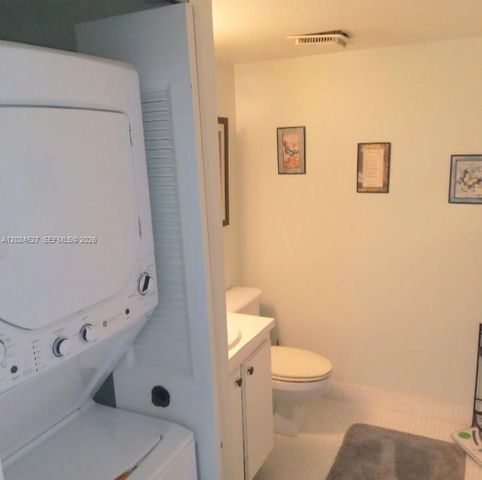 5570 NW 44th Street 507A, Lauderhill, FL 33319