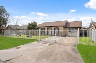 9231 Cobbleshire Drive, Houston, TX 77037