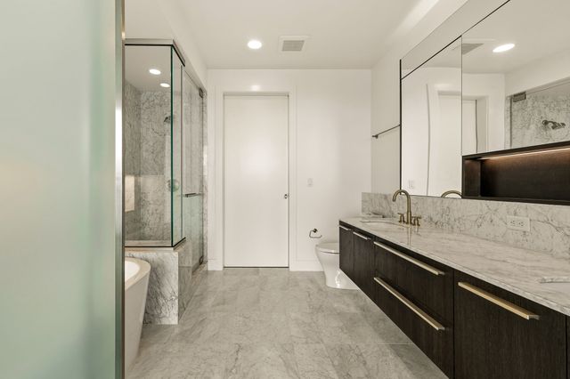 3130 N Harwood Street 2102, Dallas, TX 75201