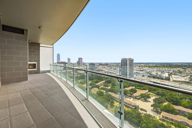 3130 N Harwood Street 2102, Dallas, TX 75201