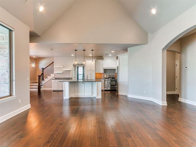 31877 Boomer Avenue, Norman, OK 73072