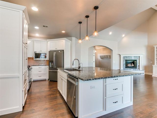 31877 Boomer Avenue, Norman, OK 73072
