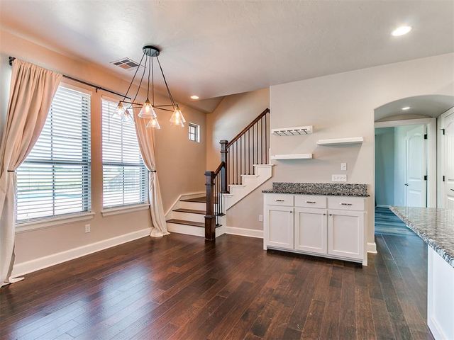 31877 Boomer Avenue, Norman, OK 73072