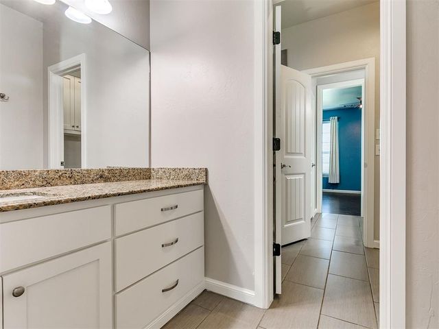31877 Boomer Avenue, Norman, OK 73072