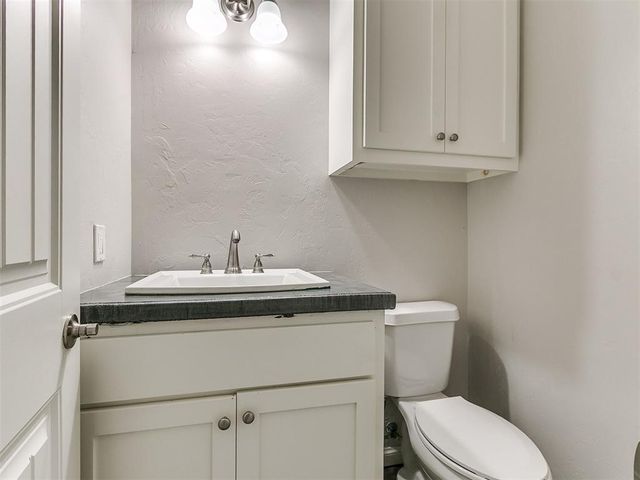 31877 Boomer Avenue, Norman, OK 73072