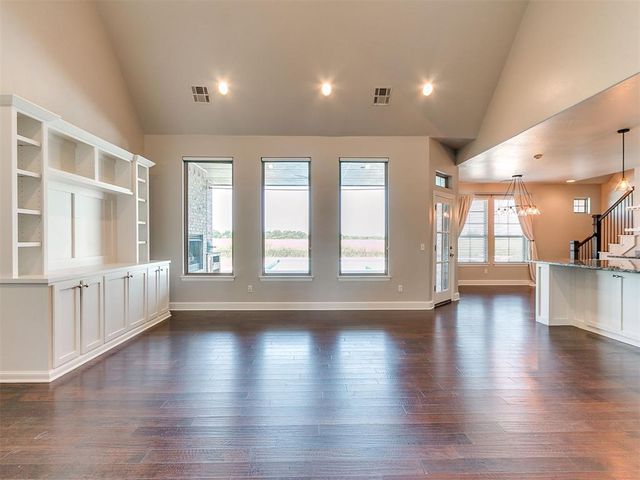 31877 Boomer Avenue, Norman, OK 73072