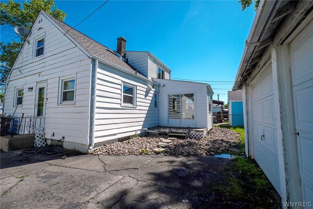25 Mafalda Drive, Cheektowaga, NY 14215