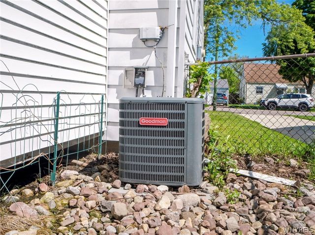 25 Mafalda Drive, Cheektowaga, NY 14215