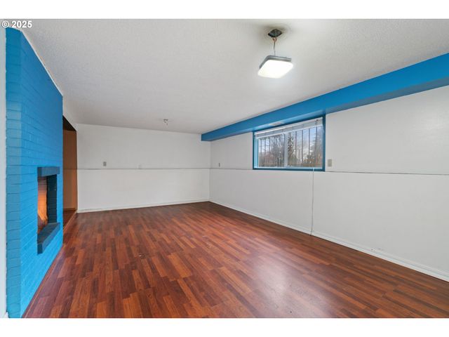 13122 Ne MORRIS Ct, Portland, OR 97230