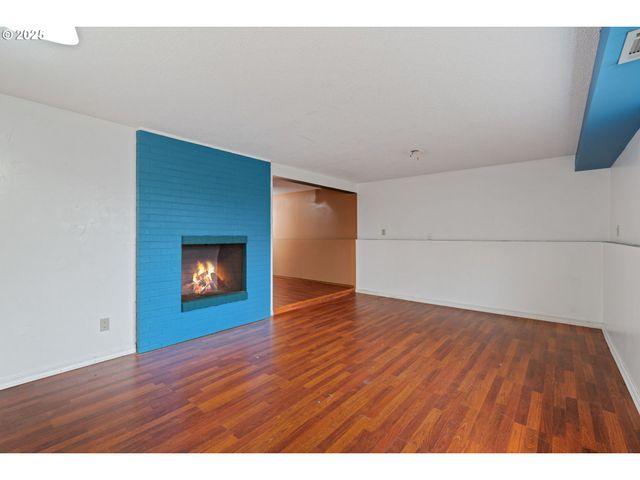 13122 Ne MORRIS Ct, Portland, OR 97230