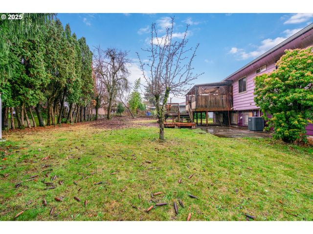 13122 Ne MORRIS Ct, Portland, OR 97230