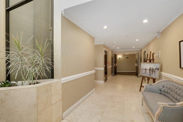 24212 Plantation Drive NE, Atlanta, GA 30324