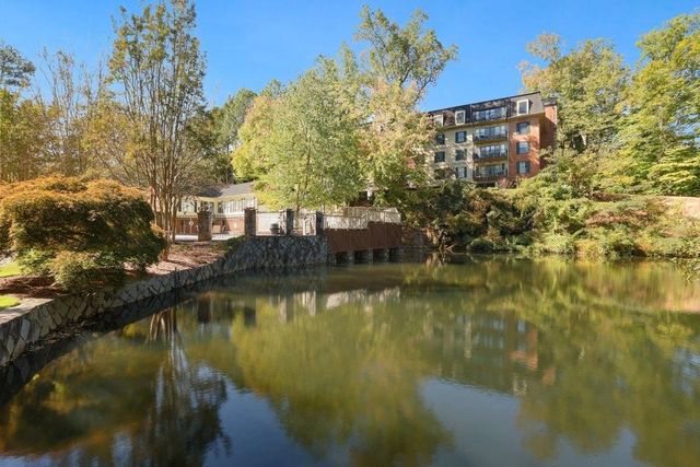 24212 Plantation Drive NE, Atlanta, GA 30324