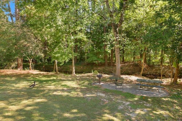 24212 Plantation Drive NE, Atlanta, GA 30324