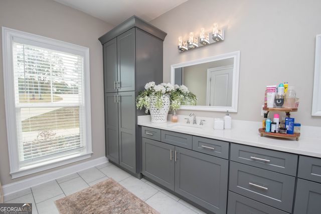 266 Glass Bridge Road, Lagrange, GA 30240