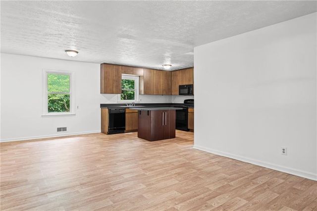 4144 Rocky Face Drive, Douglasville, GA 30135