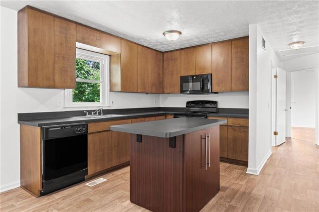4144 Rocky Face Drive, Douglasville, GA 30135
