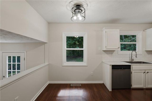 3242 Boulder Brook Drive, Lithonia, GA 30038