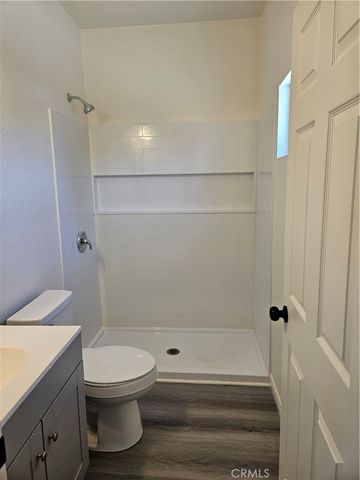 710 E. Whittier Ave, Hemet, CA 92543