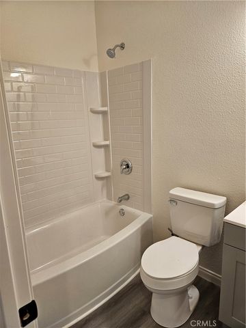 710 E. Whittier Ave, Hemet, CA 92543