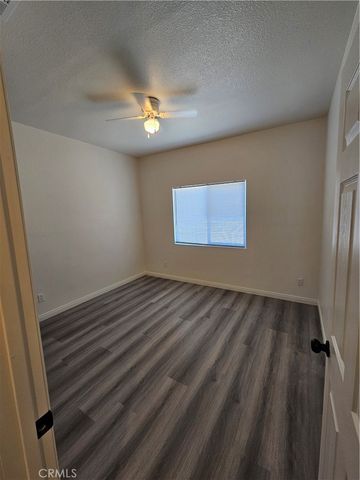 710 E. Whittier Ave, Hemet, CA 92543