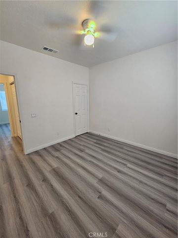 710 E. Whittier Ave, Hemet, CA 92543