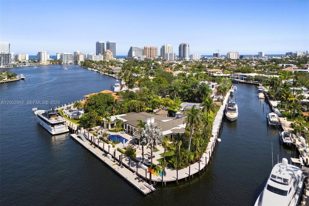 2300 Aqua Vista Boulevard, Fort Lauderdale, FL 33301