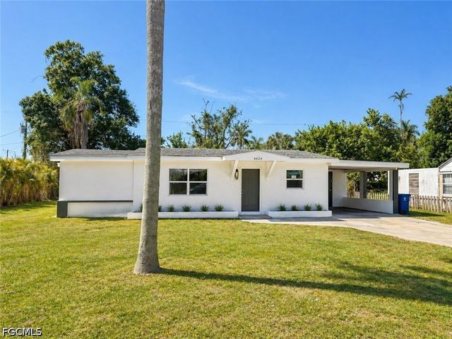 4426 Poinsettia ST, Fort Myers, FL 33905
