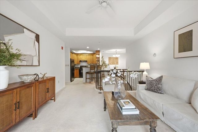 989 East St 115, Dedham, MA 02026
