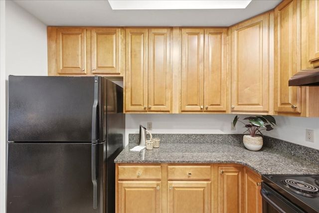 989 East St 115, Dedham, MA 02026
