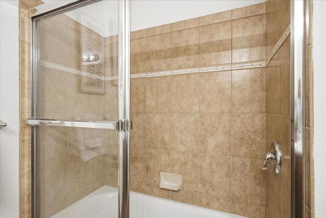989 East St 115, Dedham, MA 02026