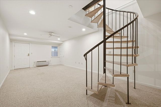 989 East St 115, Dedham, MA 02026