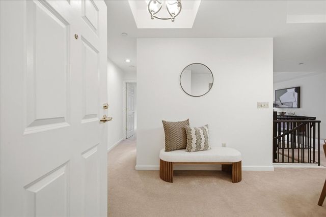 989 East St 115, Dedham, MA 02026