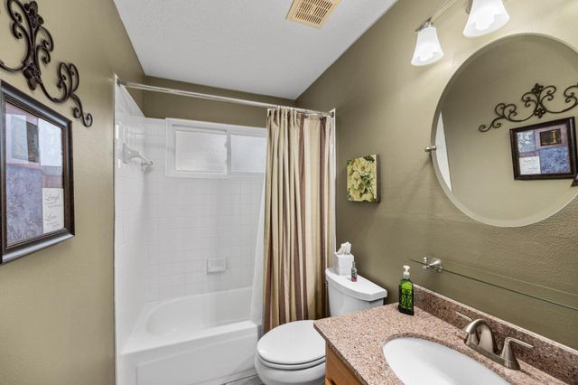 2800 Sandpebble Court, Seabrook, TX 77586