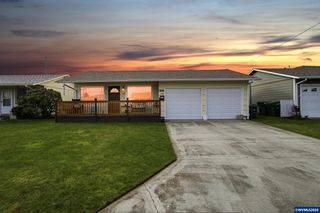 1237 Quinn Rd, Woodburn, OR 97071