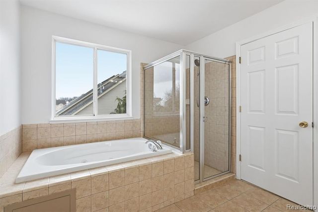 19270 Theresa Boulevard, Rockwood, MI 48173