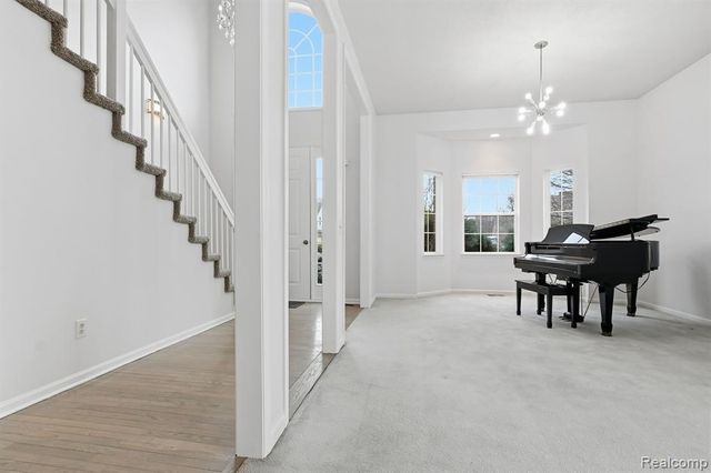 19270 Theresa Boulevard, Rockwood, MI 48173