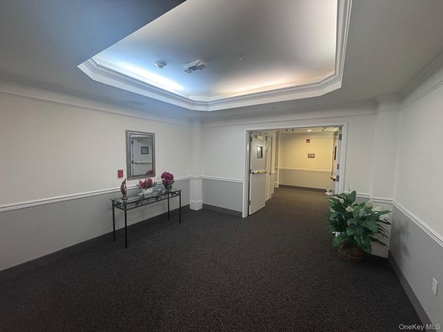 30 N De Baun Avenue 204, Suffern, NY 10901